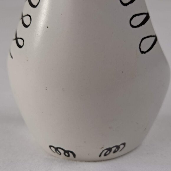 Lenox x Kate Spade White Cat & Black Dog Salt & Pepper Shakers Porcelain EUC - Picture 4 of 13